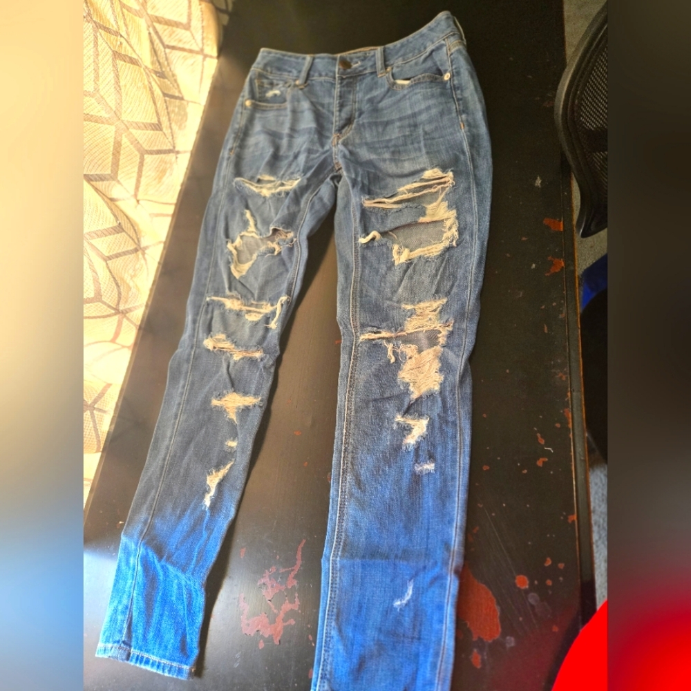 American Eagle Distressed High Rise Jeans